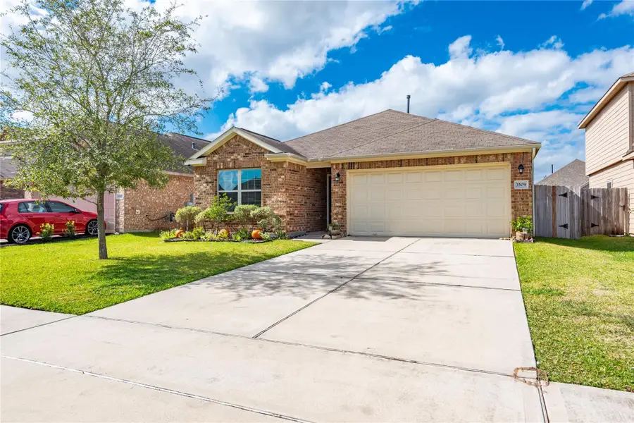 3509 Hollow Mist Drive, Texas City, TX 77591 - Image #2