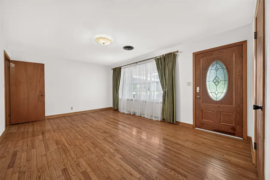 1008 Bernard Avenue, Rosenberg, TX 77471 - #2