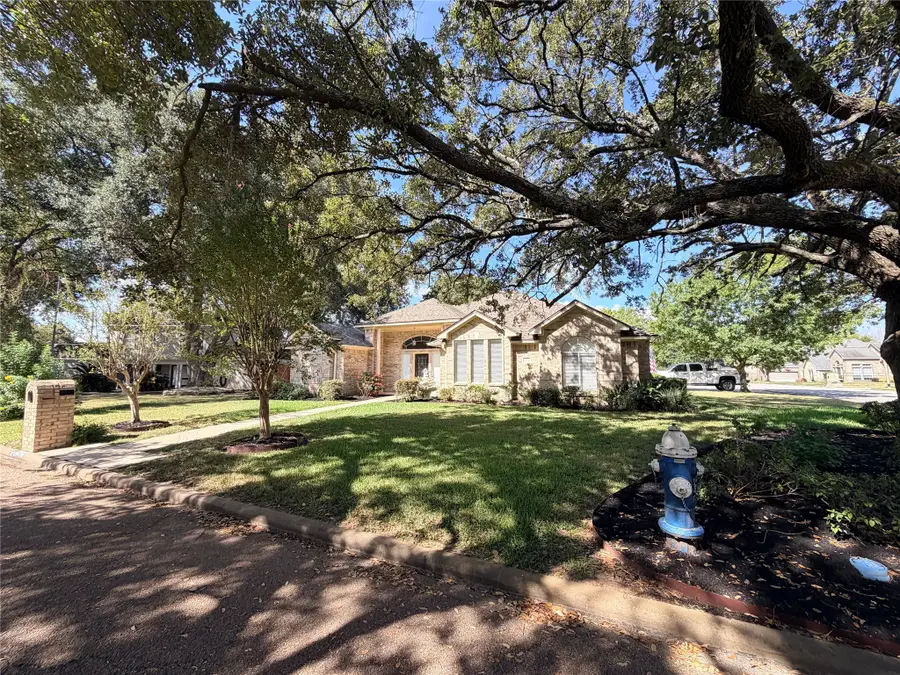 7287 Lakeshore Court, Willis, TX 77318 - #2