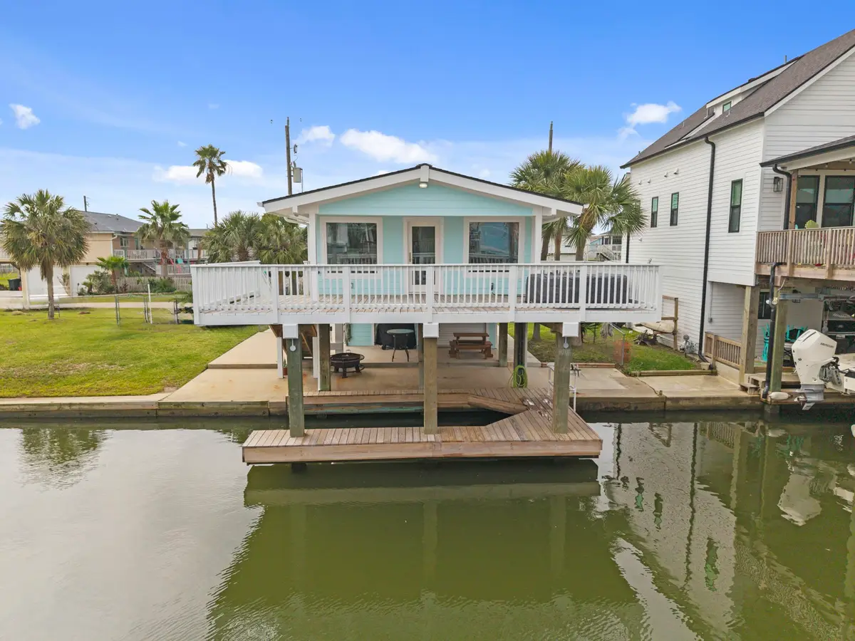 16708 Cabeza De Vaca, Jamaica Beach, TX 77554 - #1