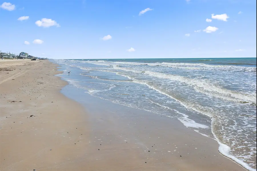 973 Kenlyn Drive, Crystal Beach, TX 77650 - #3