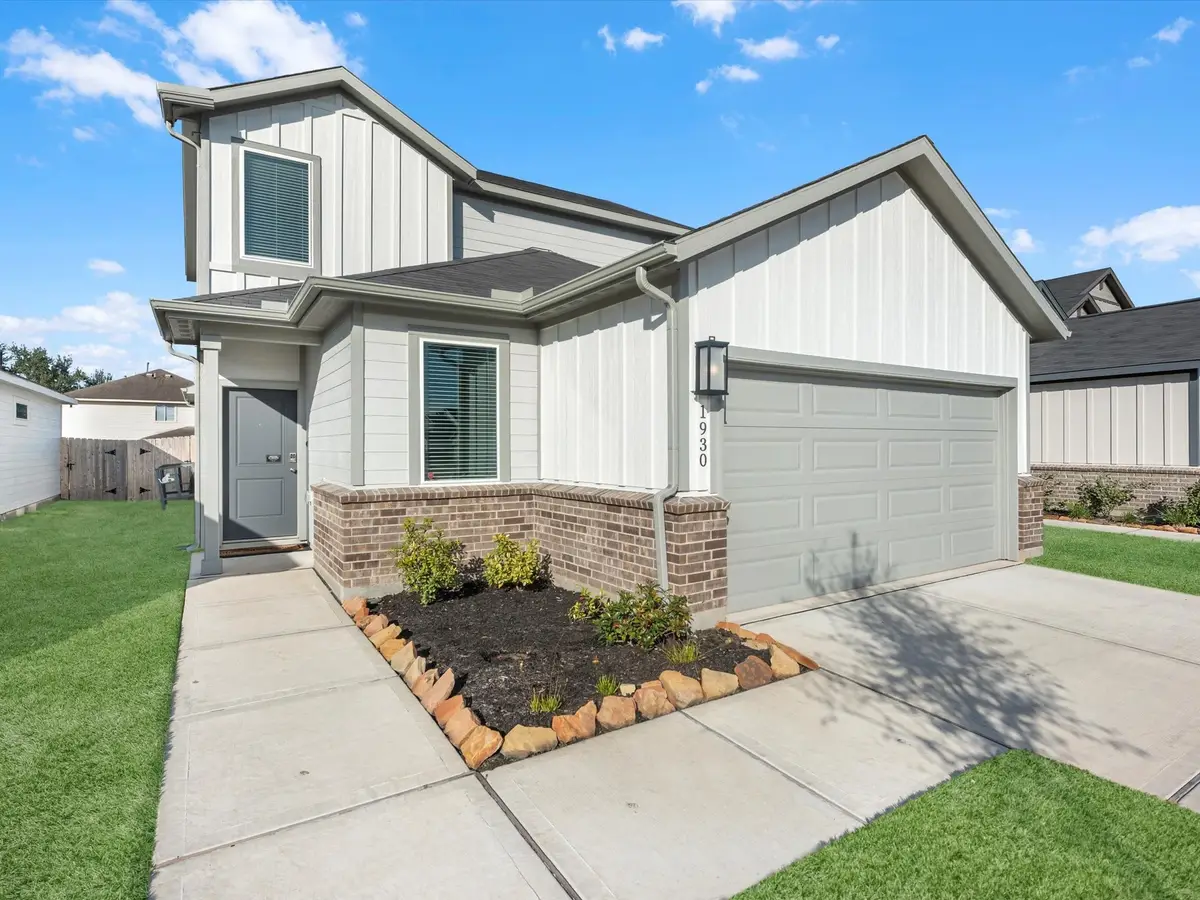 1930 Whispering River Drive, Missouri City, TX 77489 - Image #1