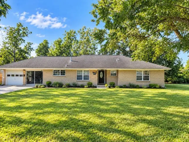 8002 County Road 172, Alvin, TX 77511 - #1