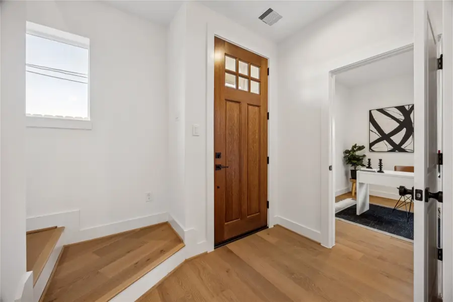 2806 Mills Street, Houston, TX 77026 - #2