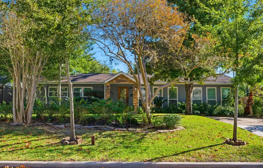 1320 Woodvine Drive, Houston, TX 77055 - #2