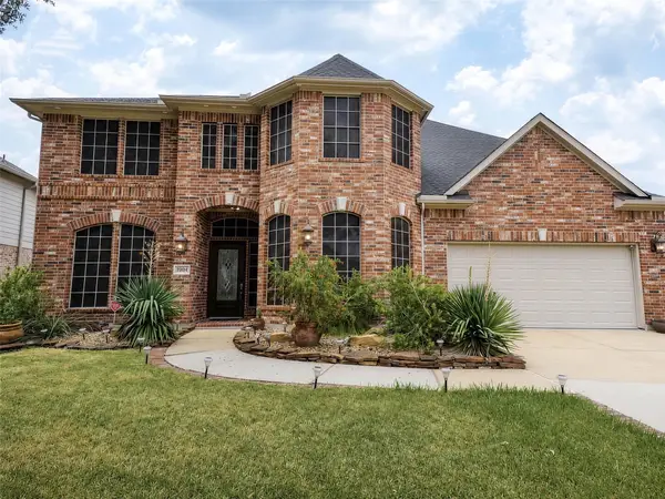 1904 Keswick Court, Pearland, TX 77581