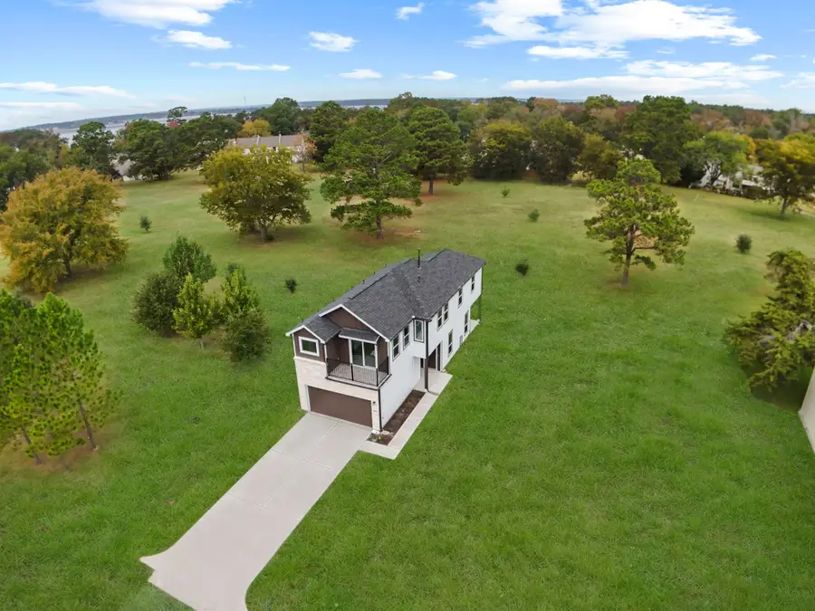 13035 Centaurus Court, Willis, TX 77318 - Image #2