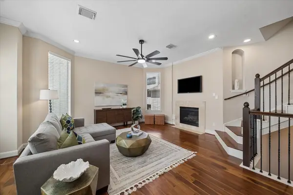 5610 Kiam Street #B, Houston, TX 77007