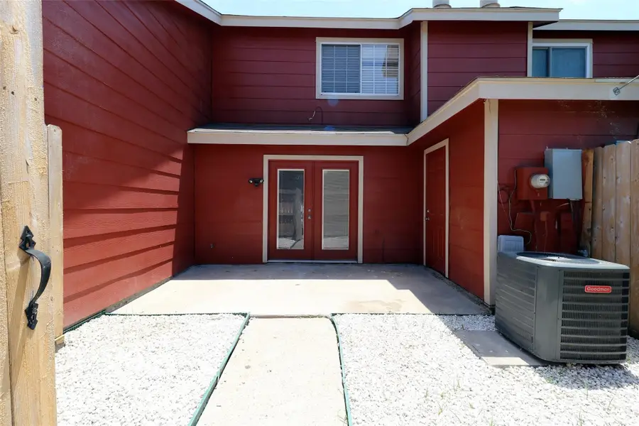 1919 Country Village Boulevard #B, Humble, TX 77338 - Image #2