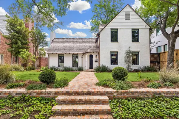 2243 Robinhood Street, Houston, TX 77005