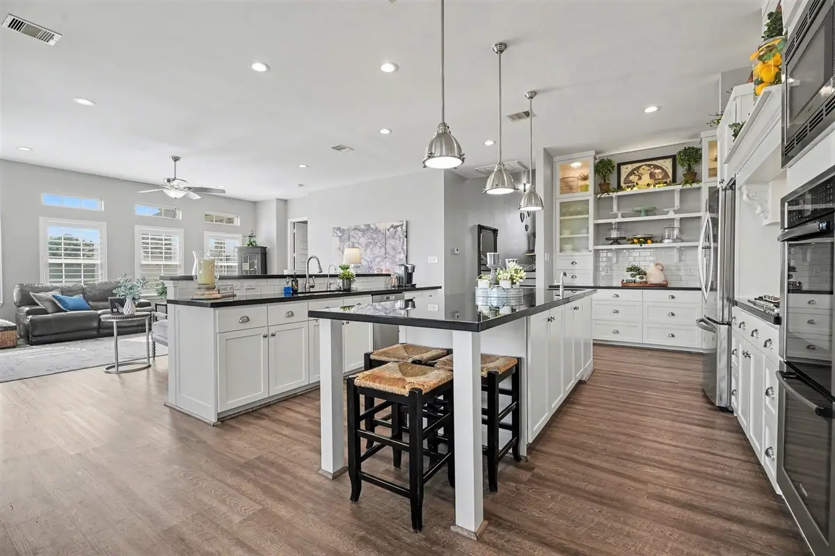 4118 Landon Lane, Baytown, TX 77523 - Image #1