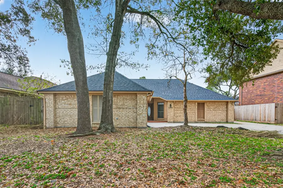 206 Mill Trail Drive, Sugar Land, TX 77498 - #2