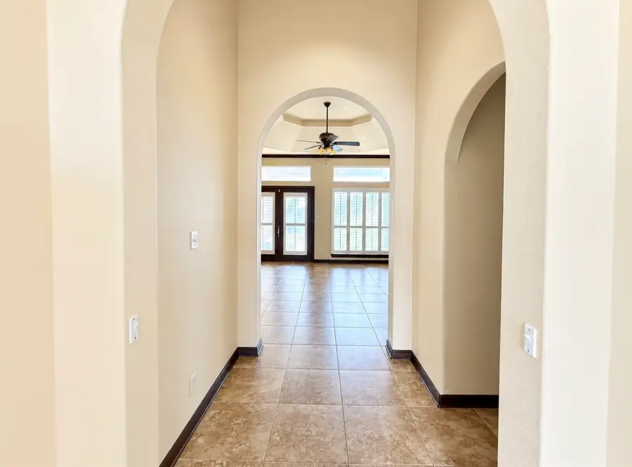207 Majestic Palm Drive, Laredo, TX 78045 - #2