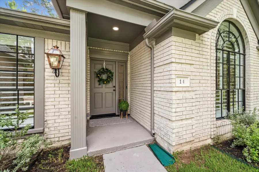 14 Lush Meadow Place, The Woodlands, TX 77381 - #2