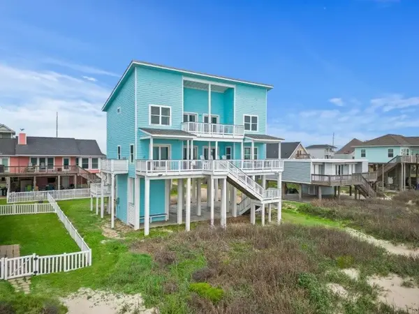 21326 Gulf Drive, Galveston, TX 77554