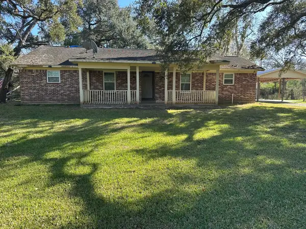 6718 Live Oak Drive, Rosharon, TX 77583