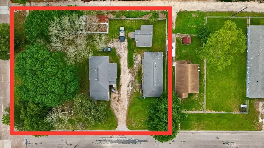 824 2nd Avenue N, Texas City, TX 77590 - Image #2