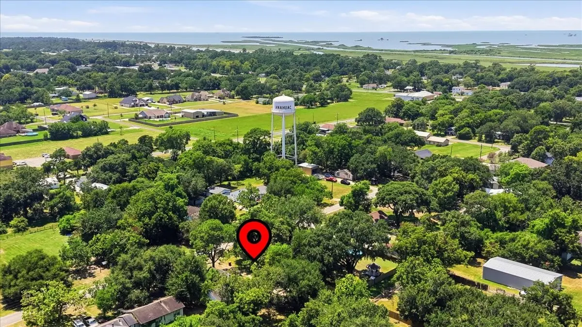 801 Beaumont Street, Anahuac, TX 77514 - #1