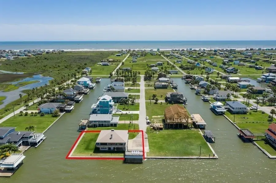 3702 Spanish Wells Road, Galveston, TX 77554 - #2
