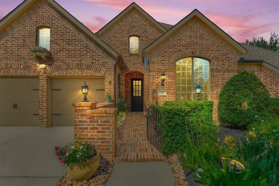 11 Almondell Court, The Woodlands, TX 77354 - #3