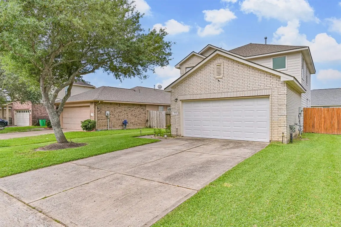 4714 Montclair Hill Lane, Fresno, TX 77545 - #1
