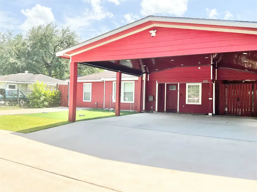 616 Kansas Street, Pasadena, TX 77506 - #2