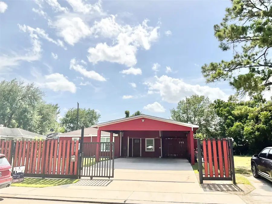 616 Kansas Street, Pasadena, TX 77506 - #3