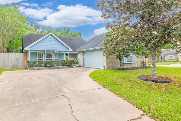 519 E Hillary Circle, Sugar Land, TX 77498