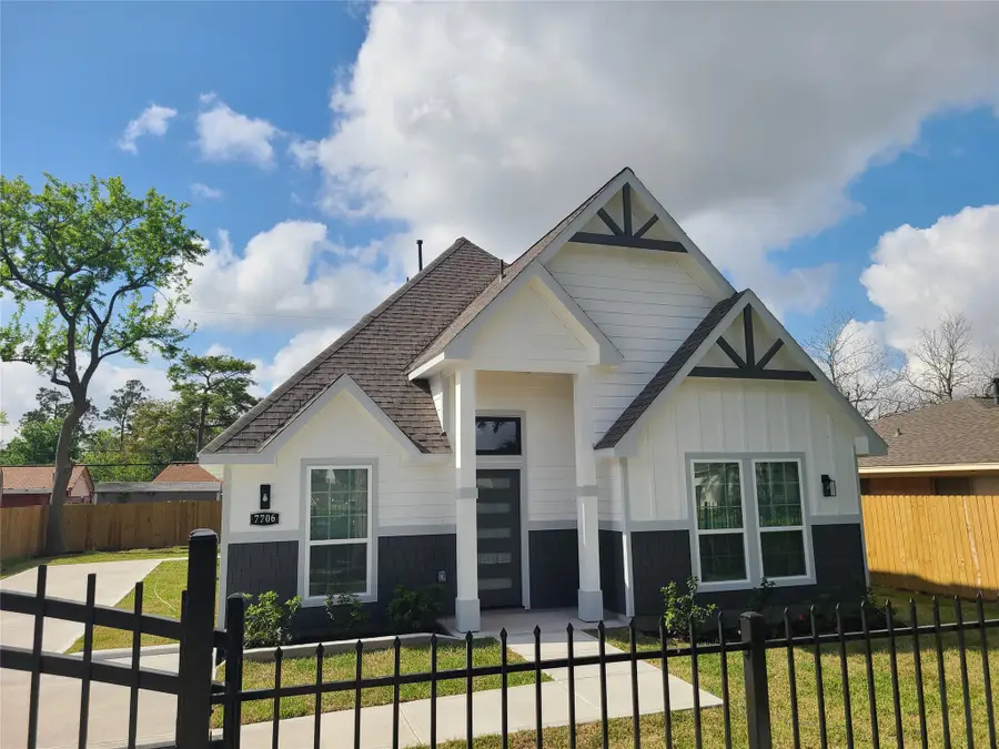 7706 Tully Avenue, Houston, TX 77016 - #2