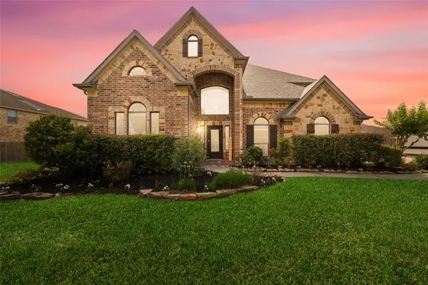 25126 Waterstone Estates Circle E, Tomball, TX 77375