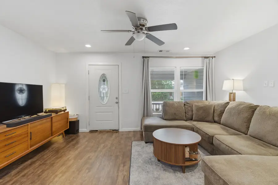 7717 Scanlock Street, Houston, TX 77012 - #3