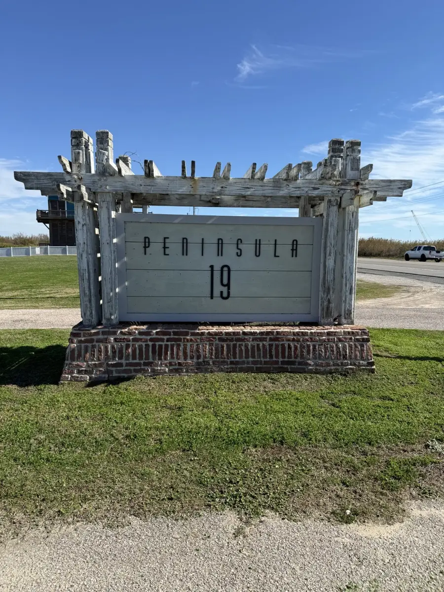 1069 Joy, Gilchrist, TX 77617 - Image #3