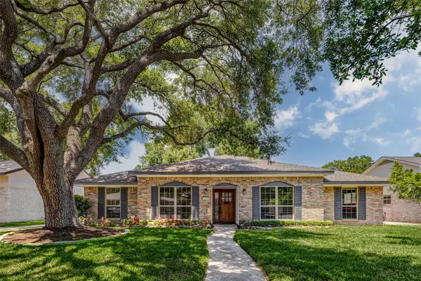 6226 Paisley Street S, Houston, TX 77096