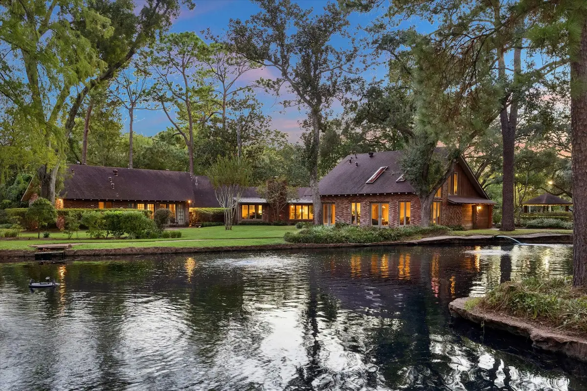 24 W Rivercrest Drive, Houston, TX 77042 - #1