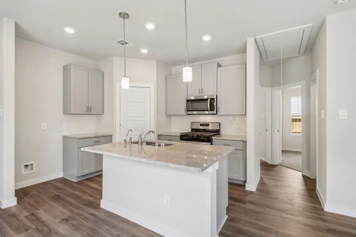 18718 Timber Glen Drive, Montgomery, TX 77316 - Image #1