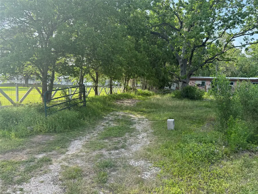1019 E Archer Road, Baytown, TX 77521 - #3