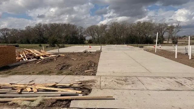 10652 Knox Landing Dr, Bryan, TX 77845 - #1