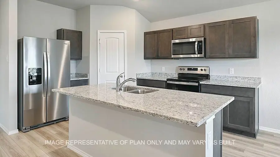 10652 Knox Landing Dr, Bryan, TX 77845 - #3