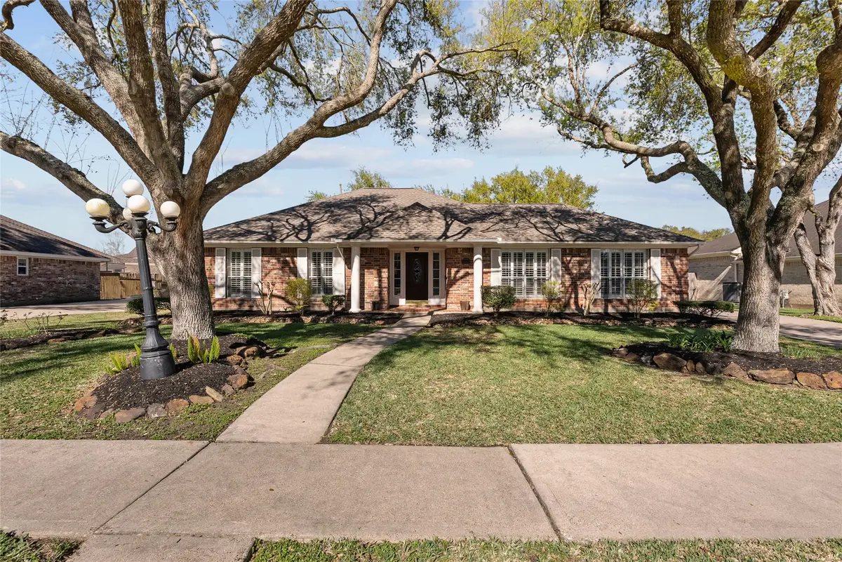 1009 Sable Drive, Friendswood, TX 77546 - #1