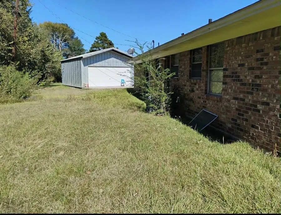 1006 Oakhollow Place, Diboll, TX 75941 - Image #3