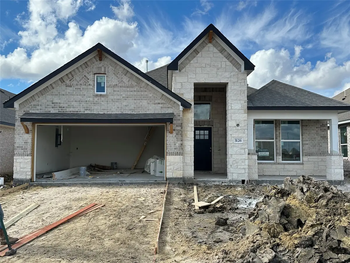 3126 Emerald Hills Dr, Angleton, TX 77515 - Image #1