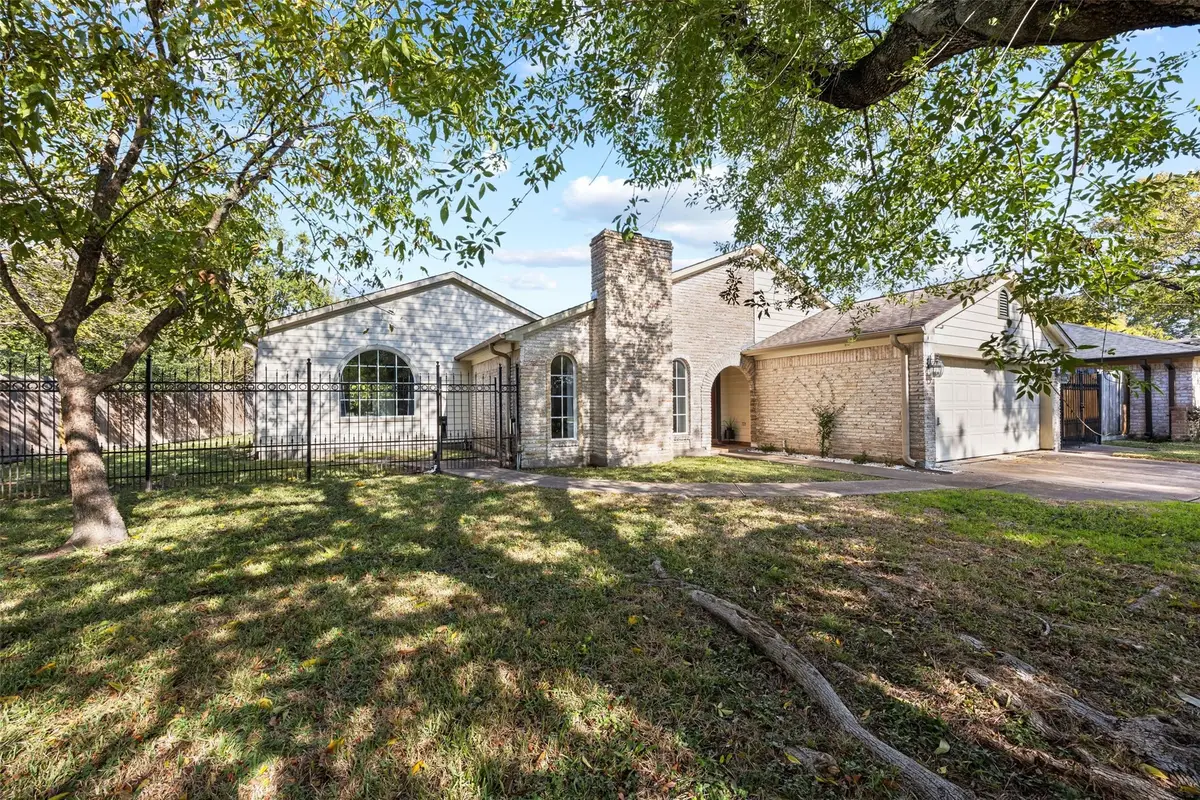 6830 Deer Ridge Lane, Houston, TX 77086-2110 - Image #1