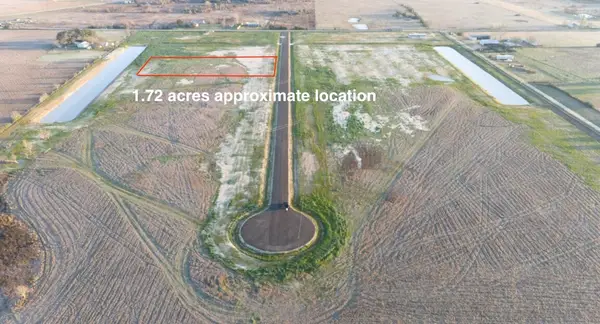 1202 Saddleback Drive, Bellville, TX 77418