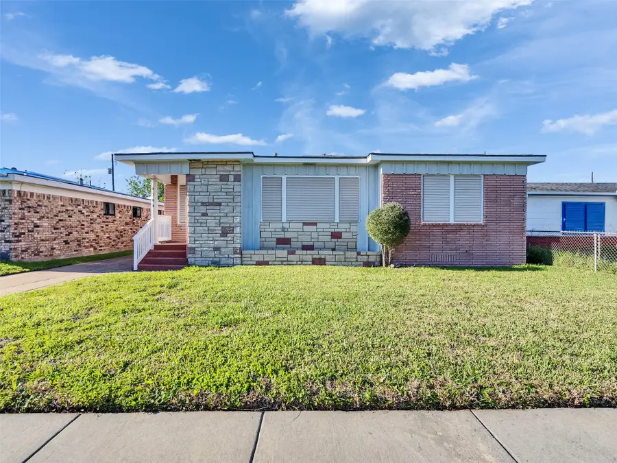 5108 Avenue L Street, Galveston, TX 77551 - #2