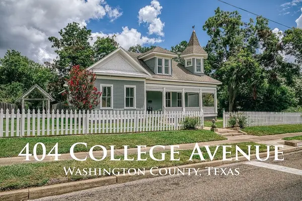 404 College Avenue, Brenham, TX 77833