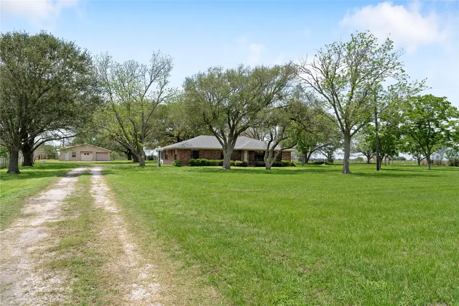 1518 County Road 307, El Campo, TX 77437 - #2