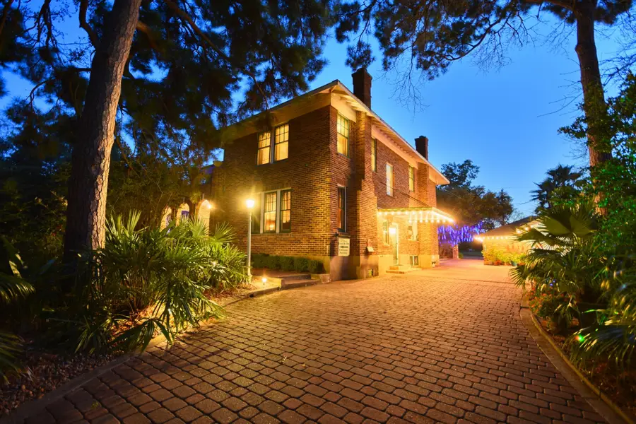 1804 S Park Street, Brenham, TX 77833 - Image #2