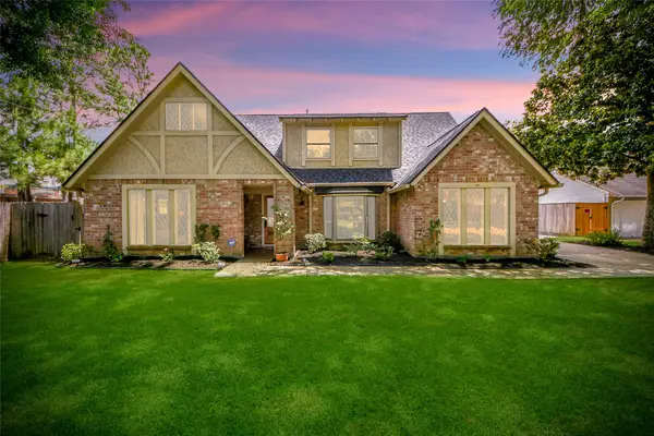 3030 Bernadette Lane, Houston, TX 77043