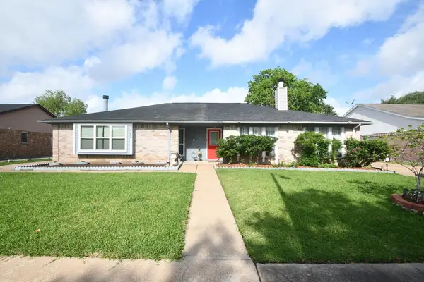 9518 Riverside Lodge Drive, Houston, TX 77083