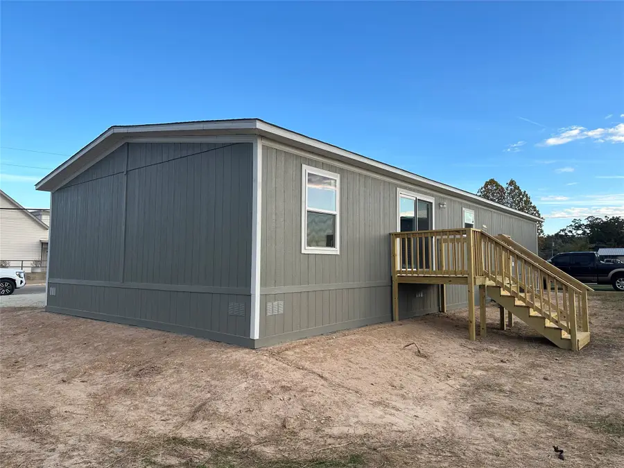 822 E Fannin Street, La Grange, TX 78945 - #3